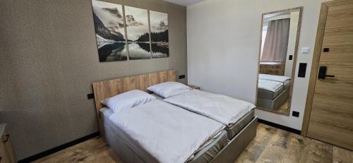 Glogowek Hotel | KaMi Self check-in 24 h