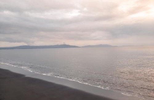 Lemery Hotel | Kampupot Beach Houses