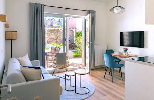 Warnemuende Apartment | Kapitänshaus Friedrich Franz - Premium Apartments 200 Meter vom Strand und Alten Strom