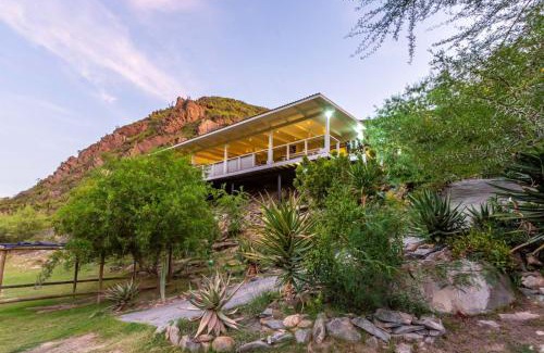 Calitzdorp House | Karoo Mountain River House
