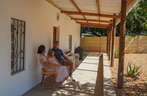 Ladismith Apartment | Karoobossie Self catering