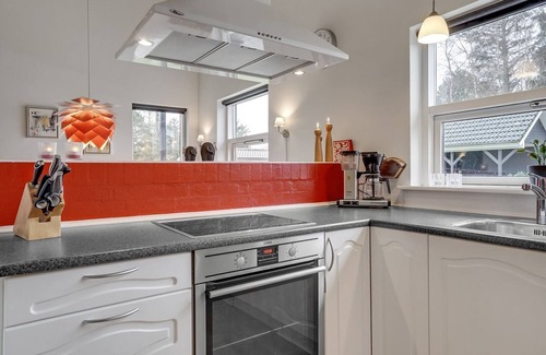 Hou House | "Karstina" - 1km from the sea by Interhome