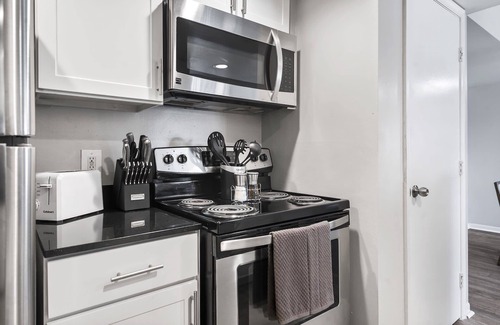 Delray Beach Apartment | Kasa | Charming 2 BD + Near the Beach | Delray Beach