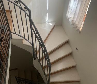 Scilla Villa | Kasakarin