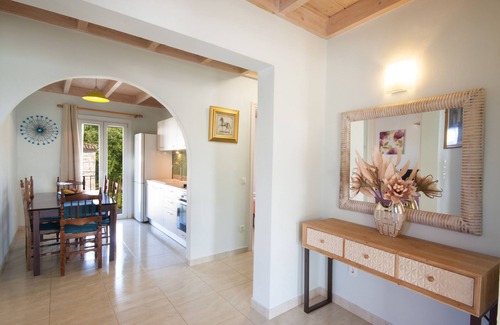 Kassiopi Apartment | Kassiopi Telemahos Luxury apartment