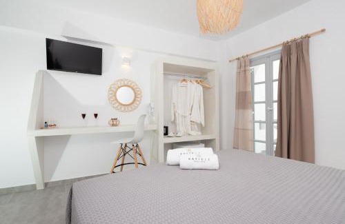 Perissa Bed & Breakfast | Kasteli Luxury Rooms