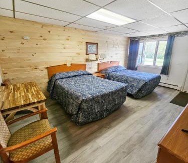 Sherman Station Hotel | Katahdin Valley Motel