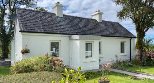 Castlebaldwin House | Kathleen's Carrowkeel Cottage