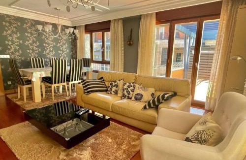 Bermeo Apartment | Katorse , 2 dormitorios , 2 baños y ascensor