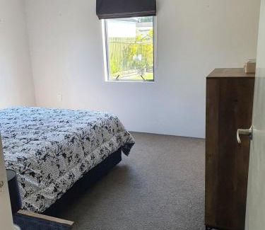 Katikati Apartment | Kauri Point Self Contained Unit