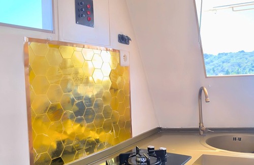 Le Carbet Boat Rental | Kawaida | Unusual accomodation - Glamping Yaliyo