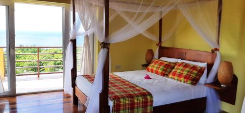 Choiseul House | Kaye Mango