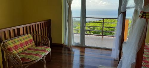 Choiseul House | Kaye Mango