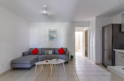 Trois-Ilets Apartment | Kaz Mitan Appt. les Pieds Dans Leau !