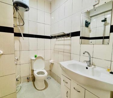 Manyoni Hotel | KBH by Royal Village