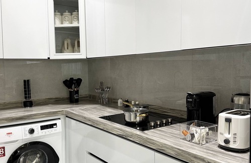 Al Aqiq Apartment | Kease Al Aqiq 7-1 Royal Touch AZ67