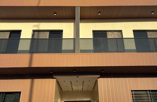 Al Aqiq Apartment | Kease Al Aqiq 7-1 Royal Touch AZ67