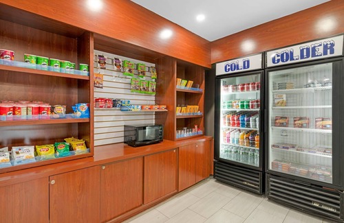 Keene Hotel | Keene Elm City Hotel, an Ascend Collection Hotel