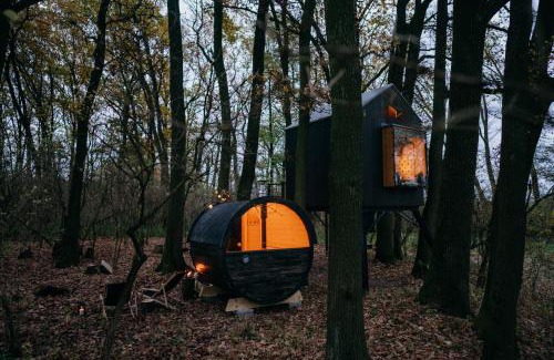 Smidary Cabin | KeepCalm Treehouse far from the civilization