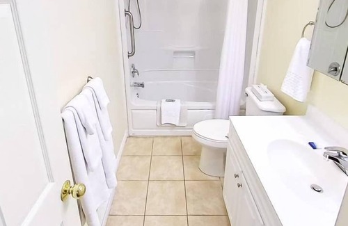 Yarmouth Apartment | Kelly's #1, Kelly's #1