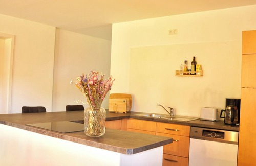 Kempten Apartment | Kempten Centrally located in the countryside: high-quality group accommodation with large terrace