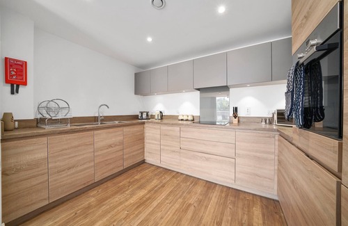 Reading City Centre Apartment | Kennet House Serviced Apartments, Reading Ferndale - Apt A
