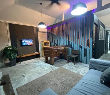 Hulu Selangor House | Kerlingfornia Pond View Homestay