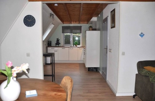 Zwiggelte House | Kestrel I Enjoyment near the Forest