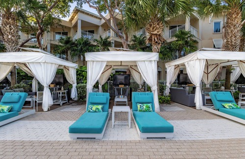 Rock Harbor Villa | Key Largo 4BR Villa | Pool, Clubhouse & Gym