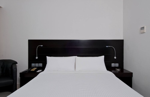 Thampanoor Hotel | Keys Select by Lemon Tree Hotels, Thiruvananthapuram