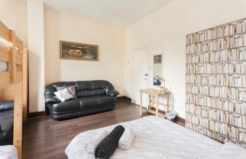 St. Pancras and Somers Town House | Keysan House 5