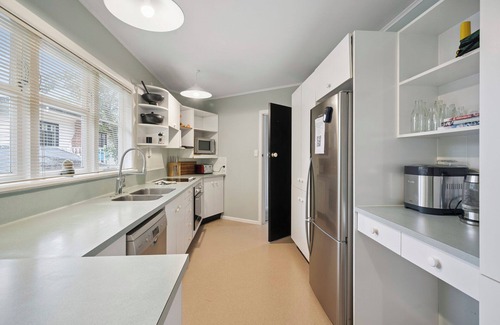 Khandallah House | Khandallah Stays - Wellington Holiday home