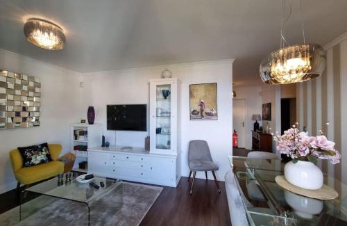 Sao Martinho Apartment | Kiara's Cantinho do Mar - Sea View