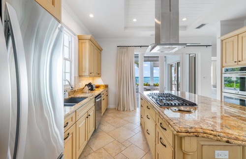 Bodden Town House | Kiboko