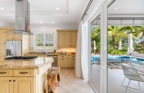 Bodden Town House | Kiboko