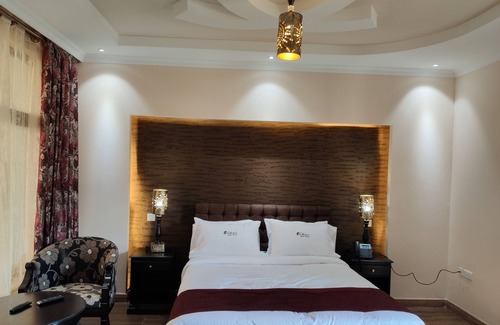 Machakos Hotel | Kiikaloh Grand Resort