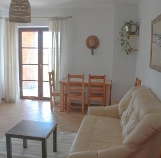 Jeziorany Hotel | Kikity Siedlisko z lądowiskiem
