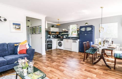 Lochgilphead Cottage | KILMARTIN VIEW, pet friendly in Lochgilphead