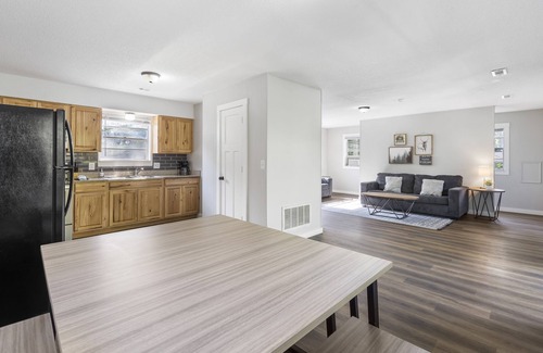 Kimberling City Hotel | Kimberling Cove H20