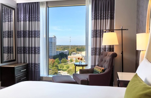 Charlotte Center City Hotel | Kimpton Tryon Park Hotel by IHG