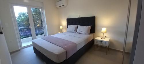 Sparta Apartment | King AGIS 2