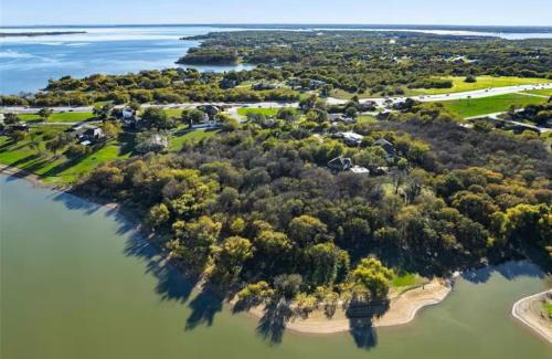 Little Elm House | King Bdgame Roomprivate Lake Access