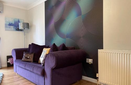 Motherwell Apartment | King Court Apartment