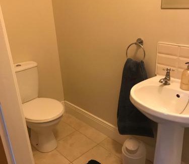 Castlemartyr Apartment | King En-Suite Bedroom
