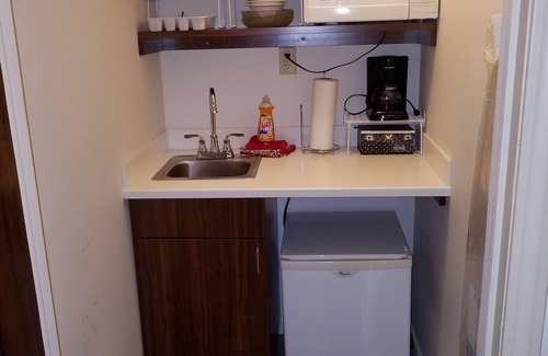 Swain Apartment | King's Suite #8 Near Letchworth State Park