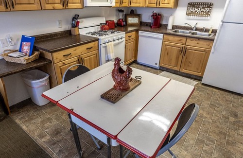 Mount Pleasant Apartment | š¤ king studio w/Q sleeper+kitchen+washer/dryer+250mbps wi-fiš„¾(15mi)maple canyon