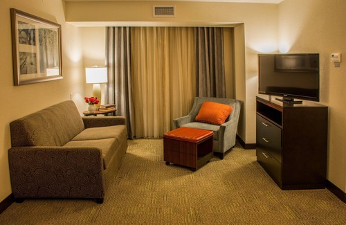 Schererville Condo | King Suite. Free Breakfast. Indoor Pool. Gym & Business Center.