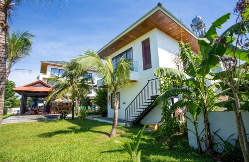 Thanh Ha Villa | King Suite River View - PURE INDULGENCE