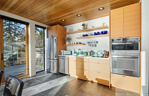 Anacortes House | Kingfisher Cove Hideaway