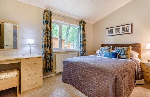 Churchill House | Kingham Lodge